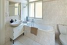 Large apartment Dlouha Old Town Bathroom 1