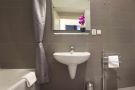 Comfortable accommodation in Smíchov Bathroom
