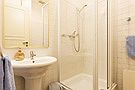 Your Apartments - Riverview Apartment 4D Bathroom 2